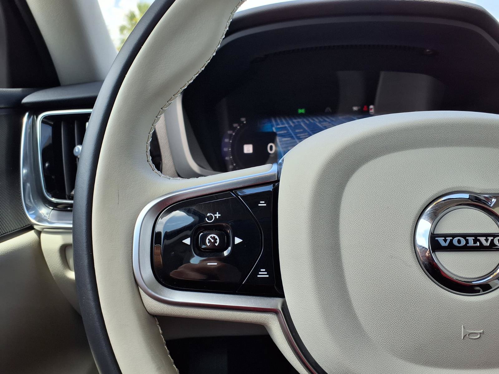 Certified 2023 Volvo S60 B5 Core w/ Climate Package FWD image 29
