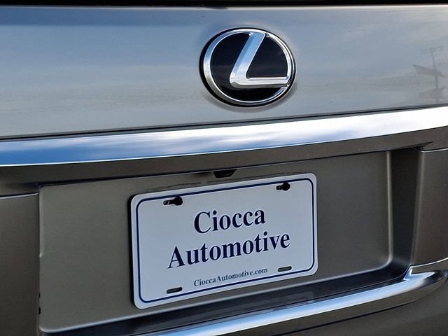 Used 2023 Lexus GX 460 Premium w/ Accessory Package image 31