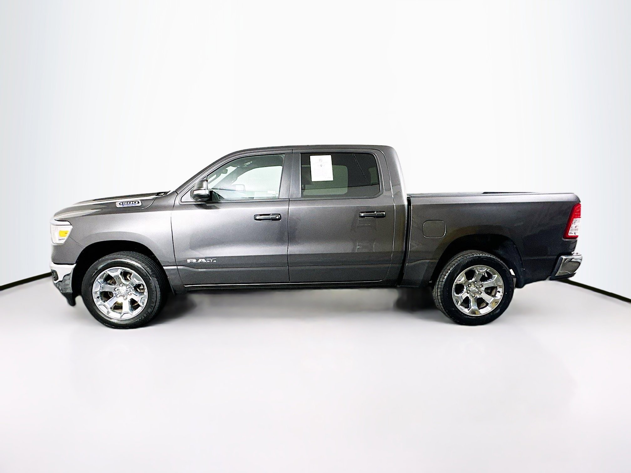 Used 2022 RAM 1500 Big Horn AWD/4WD image 4