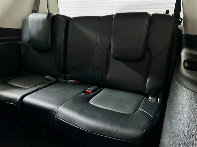 Used 2024 Nissan Armada SV image 12