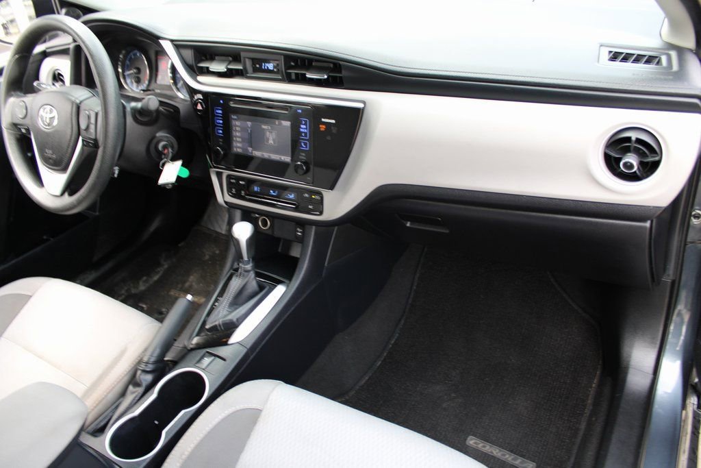 Used 2017 Toyota Corolla LE w/ Carpet Mat Package (TMS) image 25