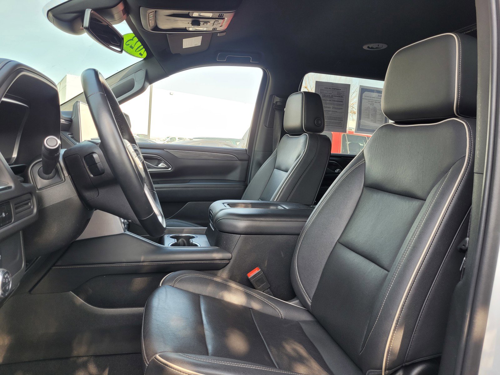 Used 2023 GMC Yukon SLT image 10