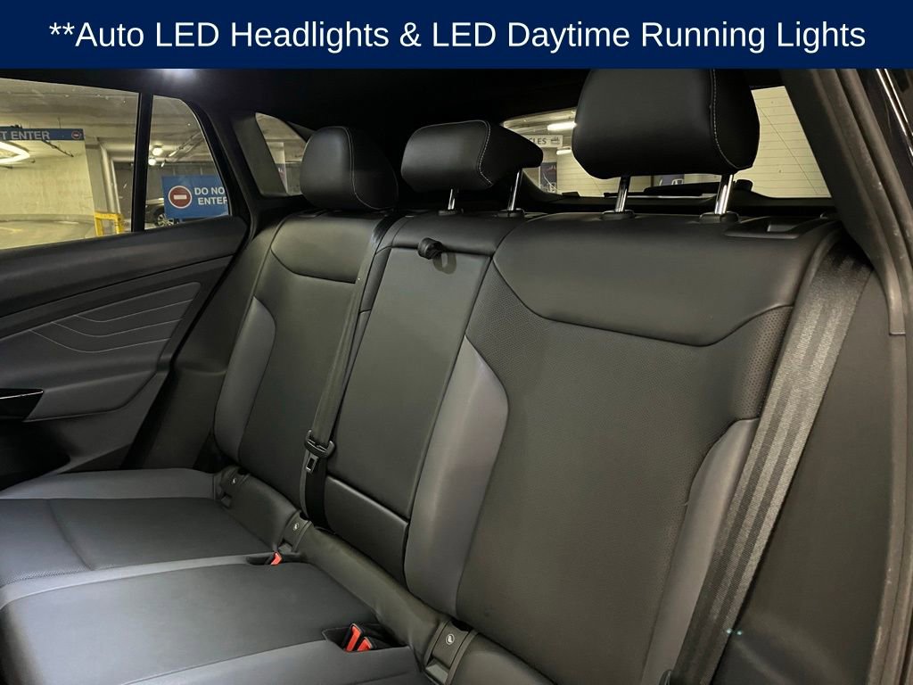 Used 2023 Volkswagen ID.4 Pro S image 21