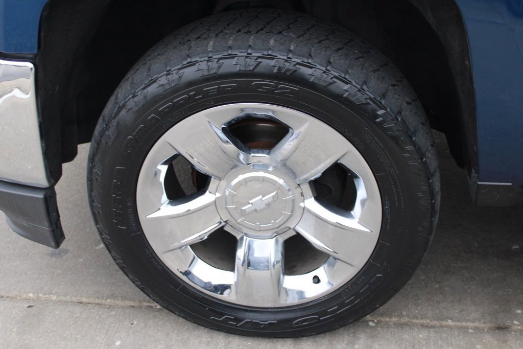 Used 2017 Chevrolet Silverado 1500 LTZ w/ Sport Package image 12