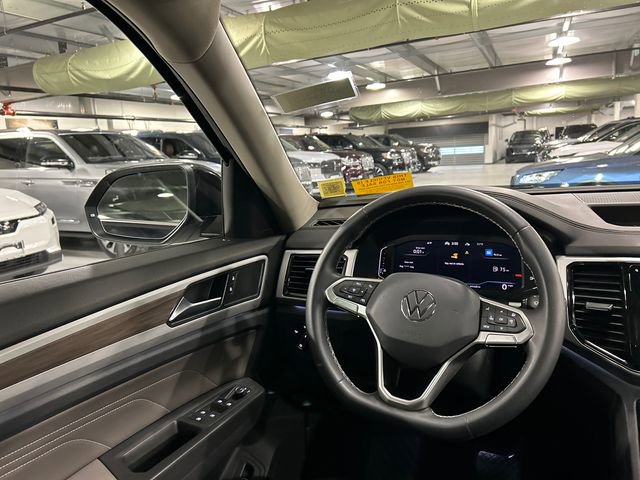 Used 2022 Volkswagen Atlas SEL image 26