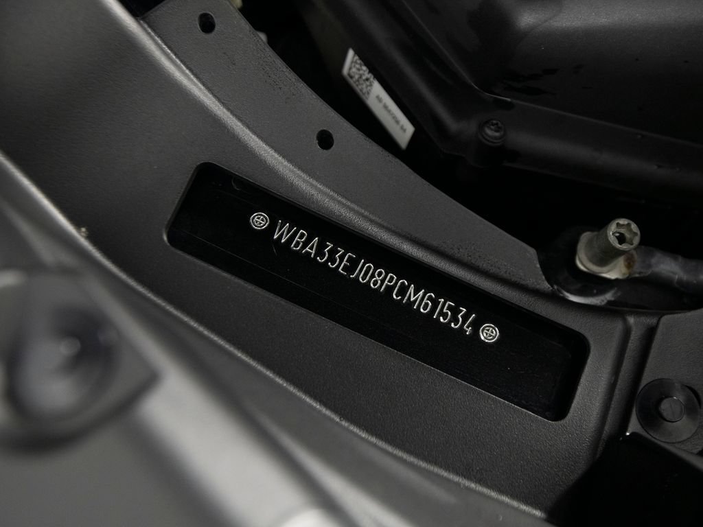 Used 2023 BMW 760i xDrive AWD/4WD image 45