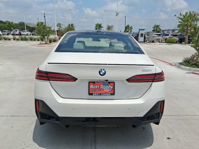 New 2026 BMW 530i w/ M Sport Package RWD image 5