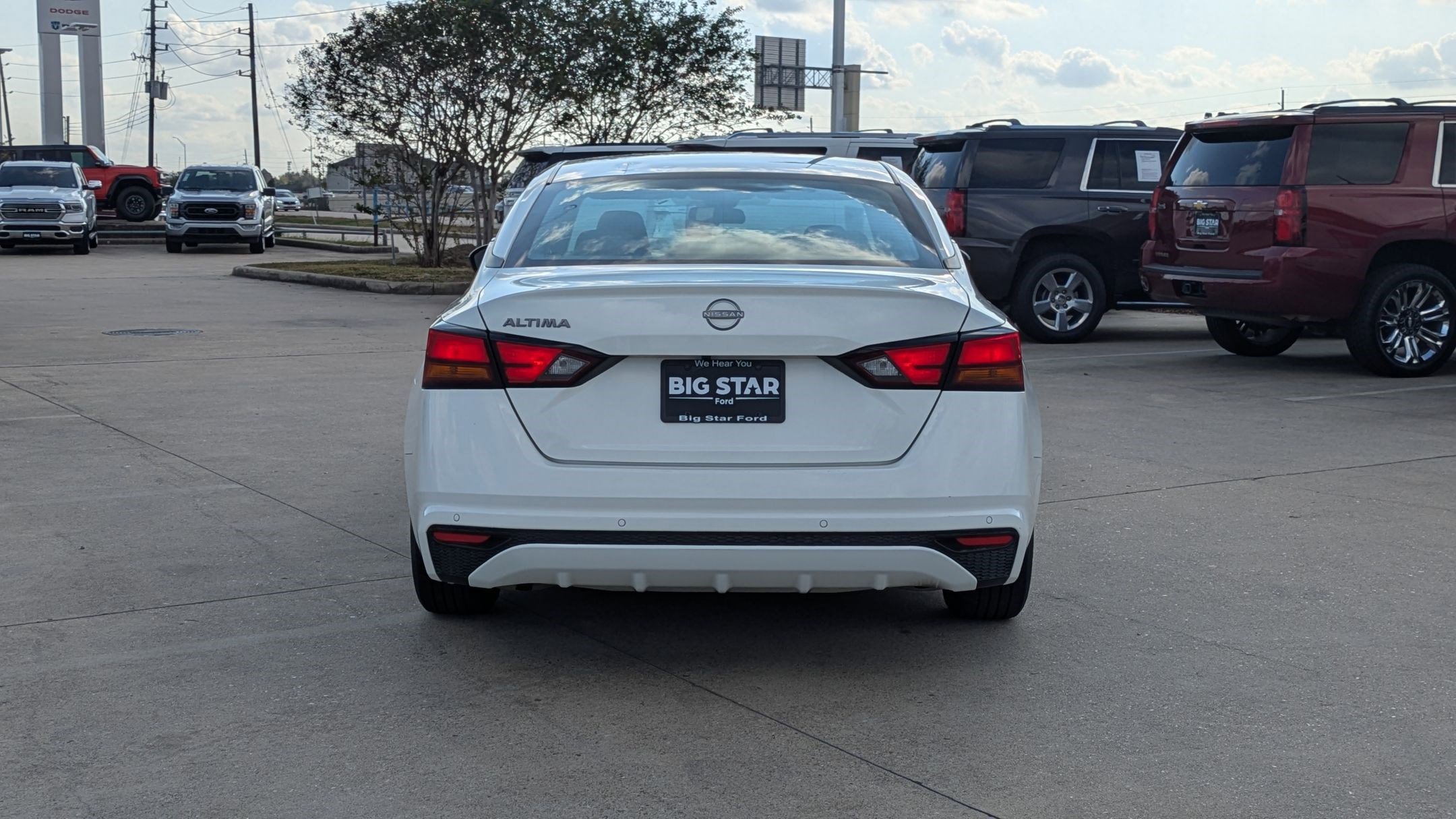 Used 2024 Nissan Altima 2.5 S image 5