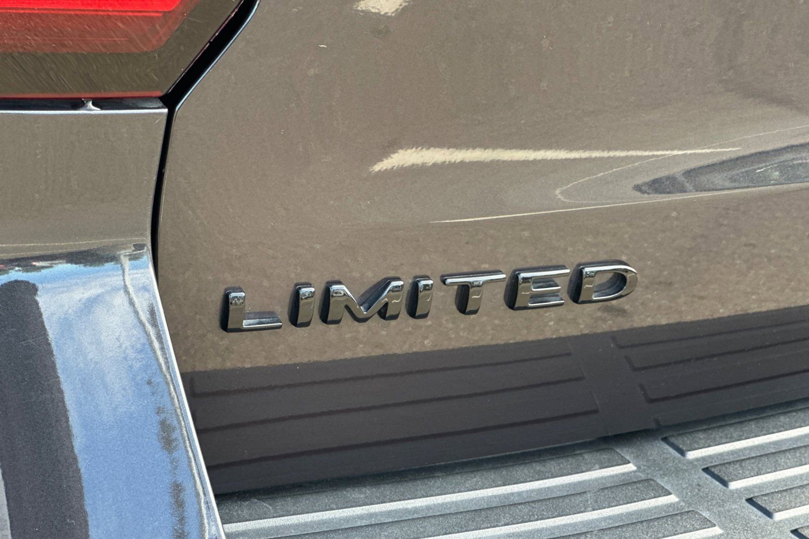 Used 2024 Ford Expedition Limited image 51