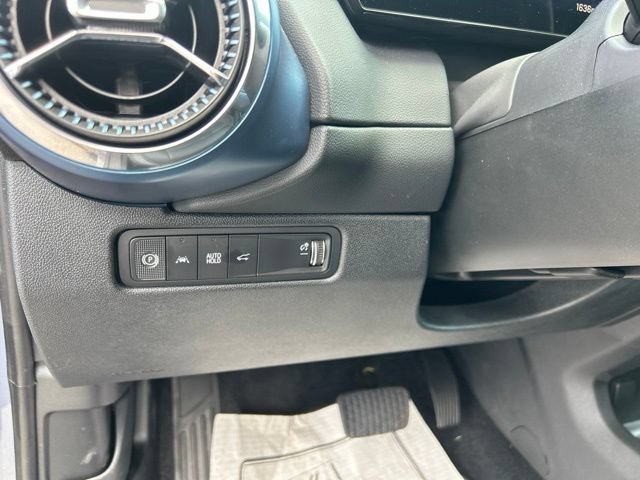 New 2026 Chevrolet Equinox EV LT w/ Convenience Package II AWD/4WD image 17