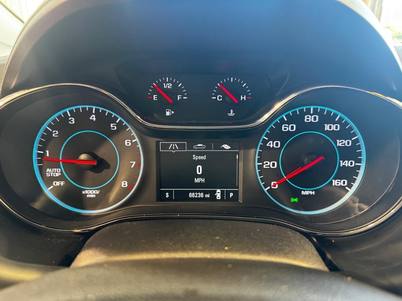 Used 2017 Chevrolet Cruze LS FWD image 17
