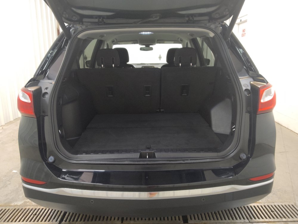 Used 2018 Chevrolet Equinox LT FWD image 29