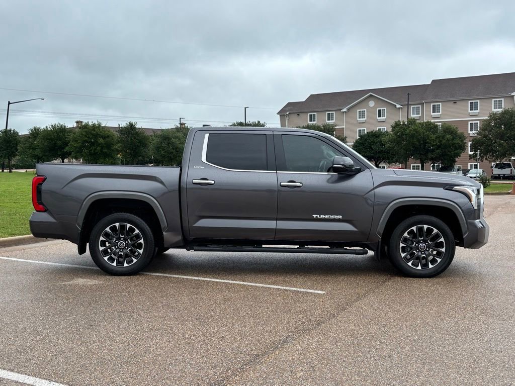 Used 2024 Toyota Tundra Limited w/ Power Package RWD image 4