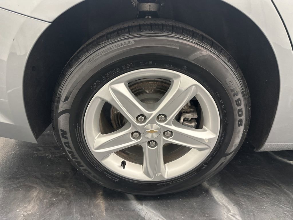 Used 2024 Chevrolet Malibu LT image 30