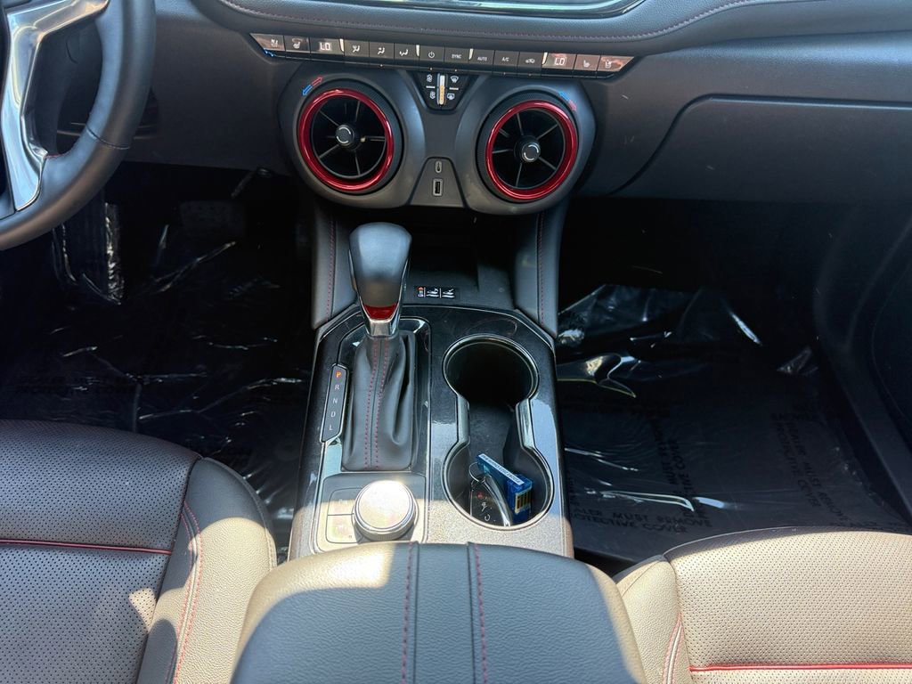 Certified 2023 Chevrolet Blazer RS w/ Driver Confidence II Package image 15