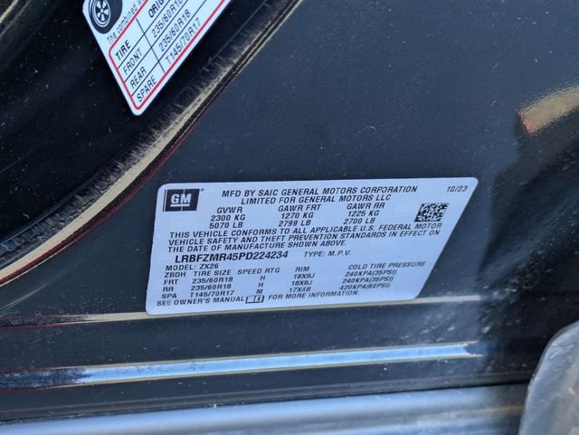 Used 2023 Buick Envision Preferred image 38