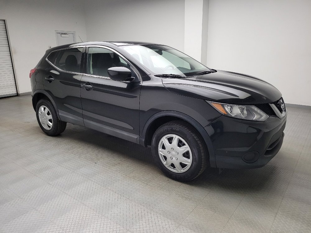 Used 2019 Nissan Rogue Sport S image 11