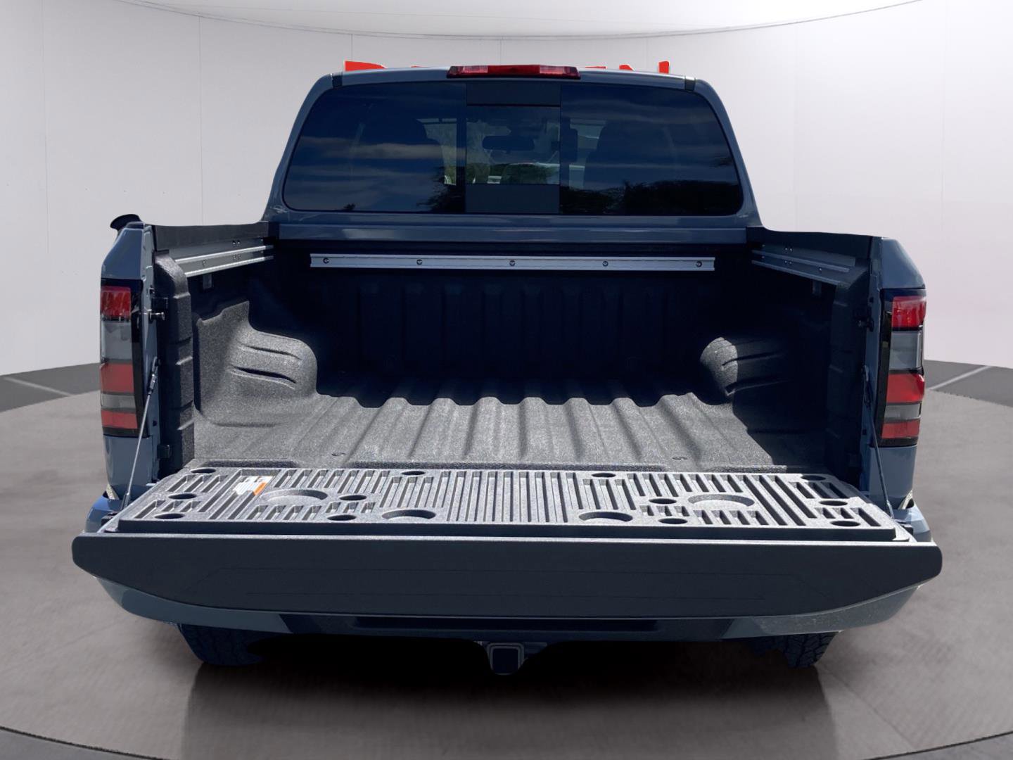 New 2026 Nissan Frontier PRO-4X w/ Pro-4x Convenience Package image 34