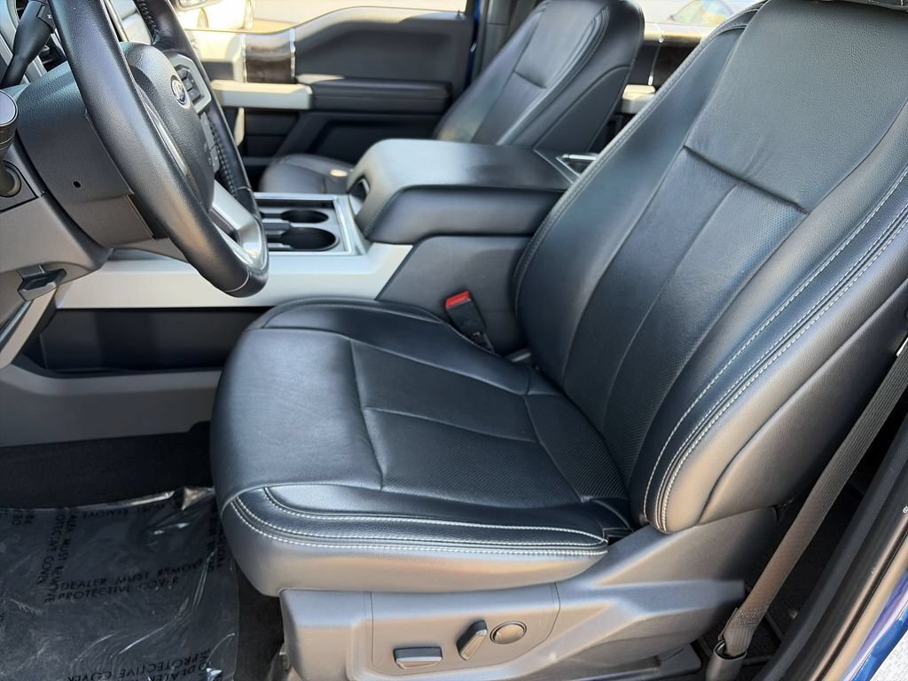 Used 2022 Ford F350 Lariat w/ Black Appearance Package AWD/4WD image 13