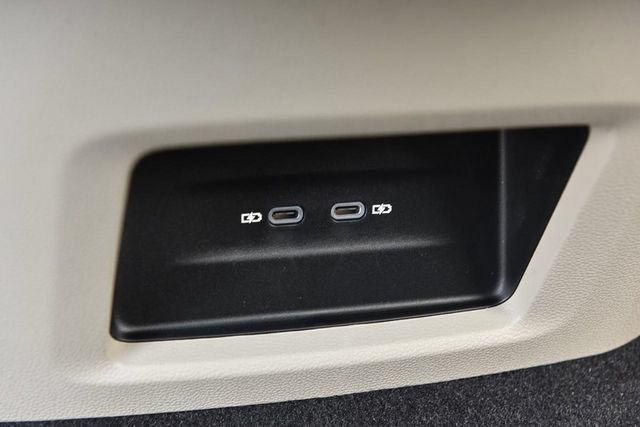 New 2026 Volkswagen Atlas SE FWD image 22