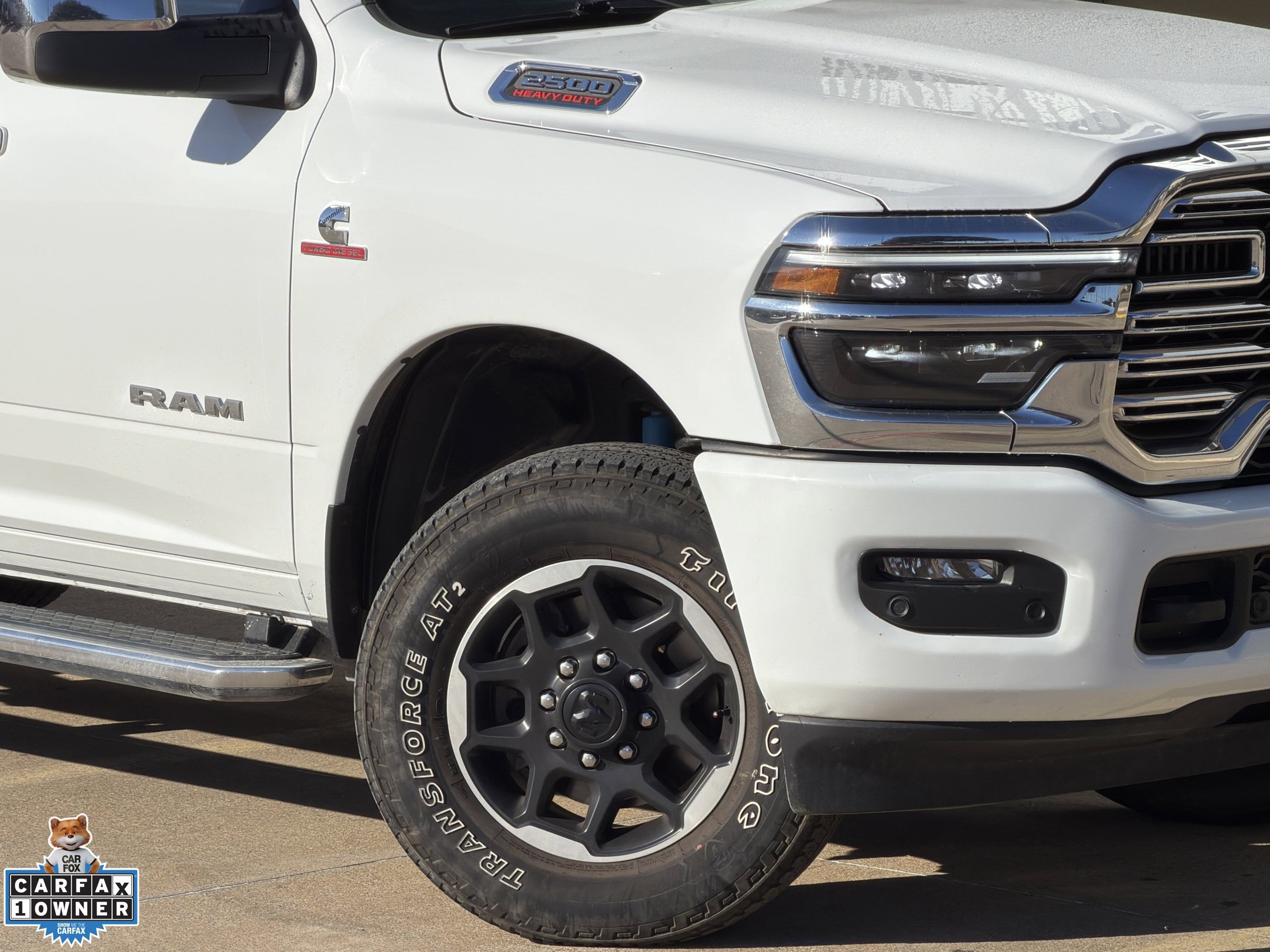 Used 2025 RAM 2500 Laramie AWD/4WD image 9
