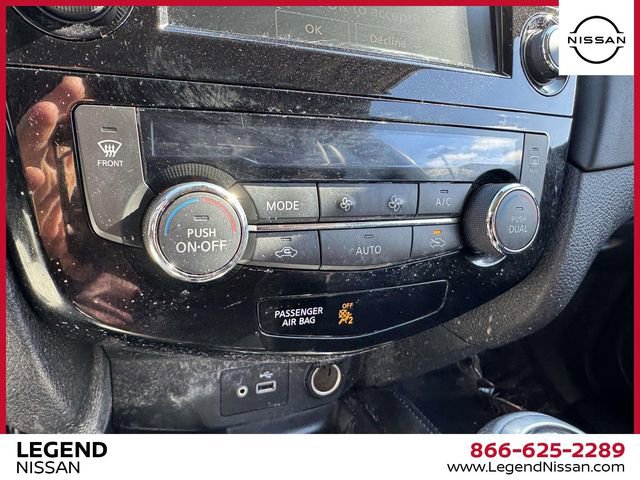 Used 2020 Nissan Rogue SL w/ Premium Package image 25