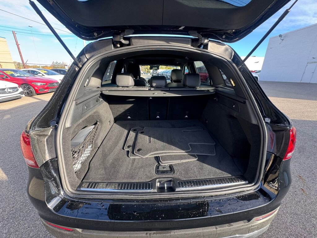 Used 2022 Mercedes-Benz GLC 300 4MATIC image 18