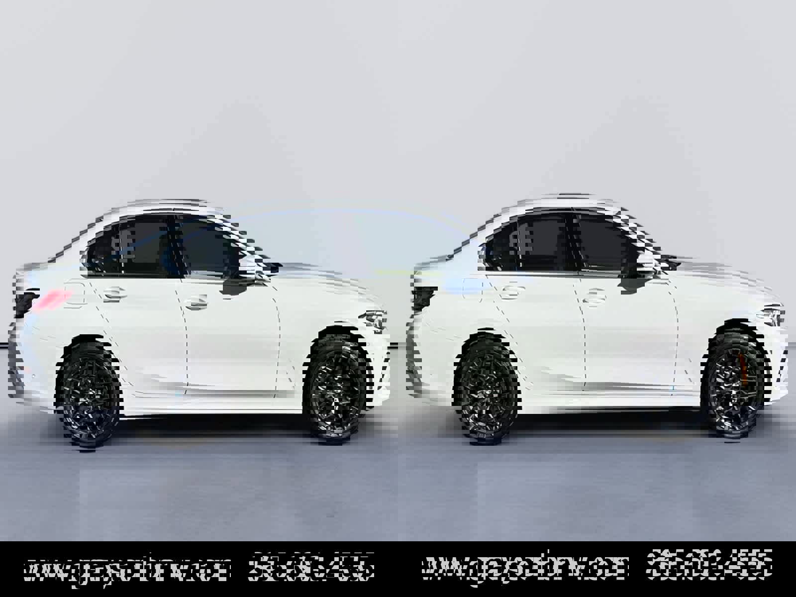 Used 2026 BMW 330i Sedan w/ Convenience Package image 2