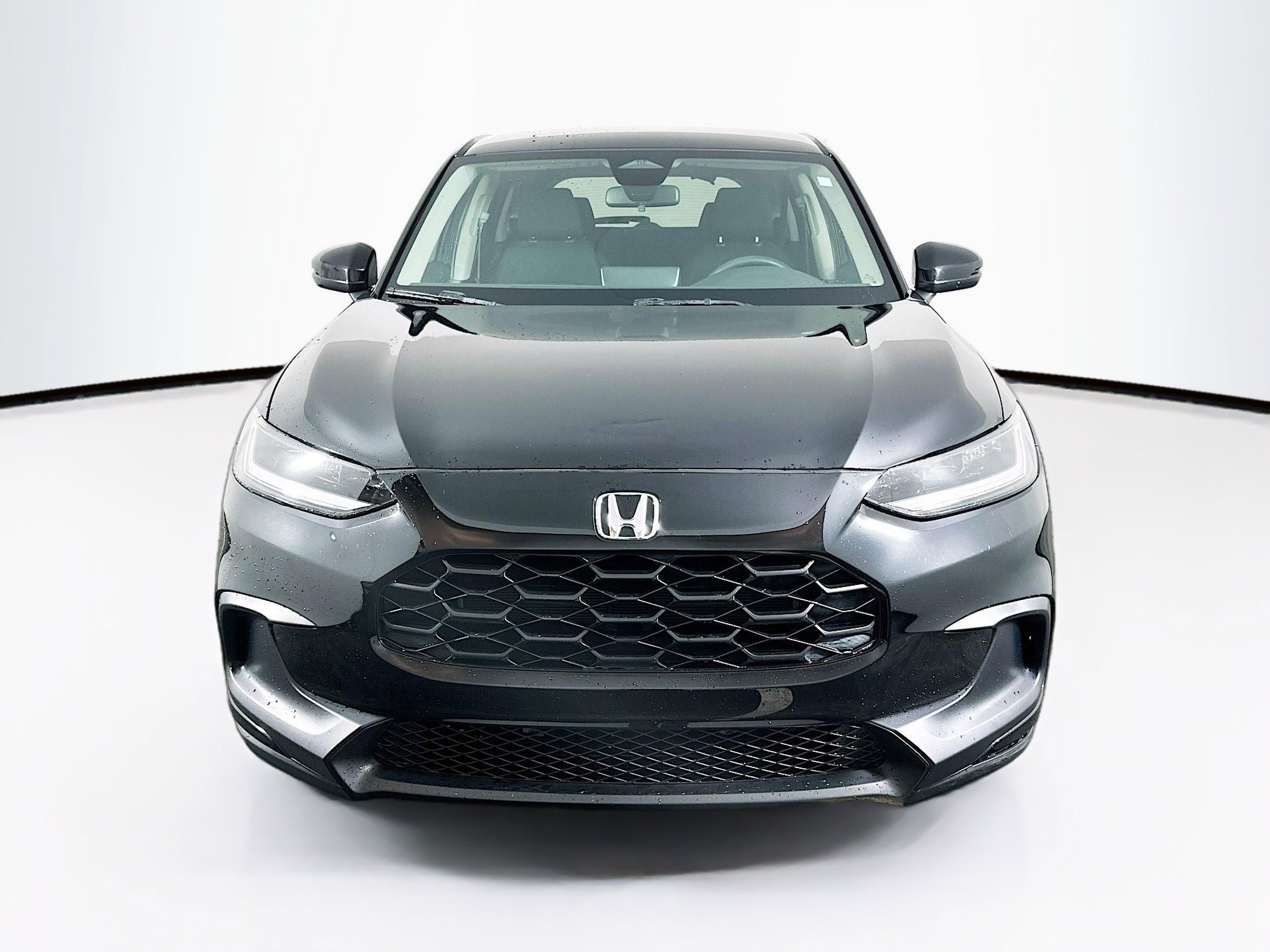 Used 2024 Honda HR-V LX image 2