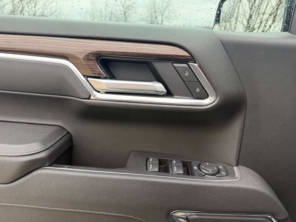 Used 2025 Chevrolet Silverado 1500 RST w/ LPO, Dark Essentials Package image 23
