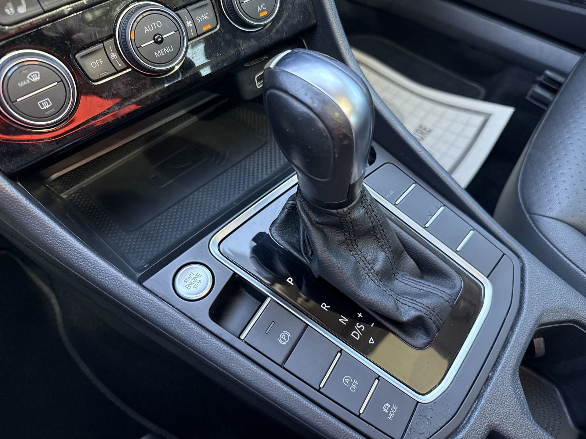 Used 2020 Volkswagen Jetta SEL FWD image 22