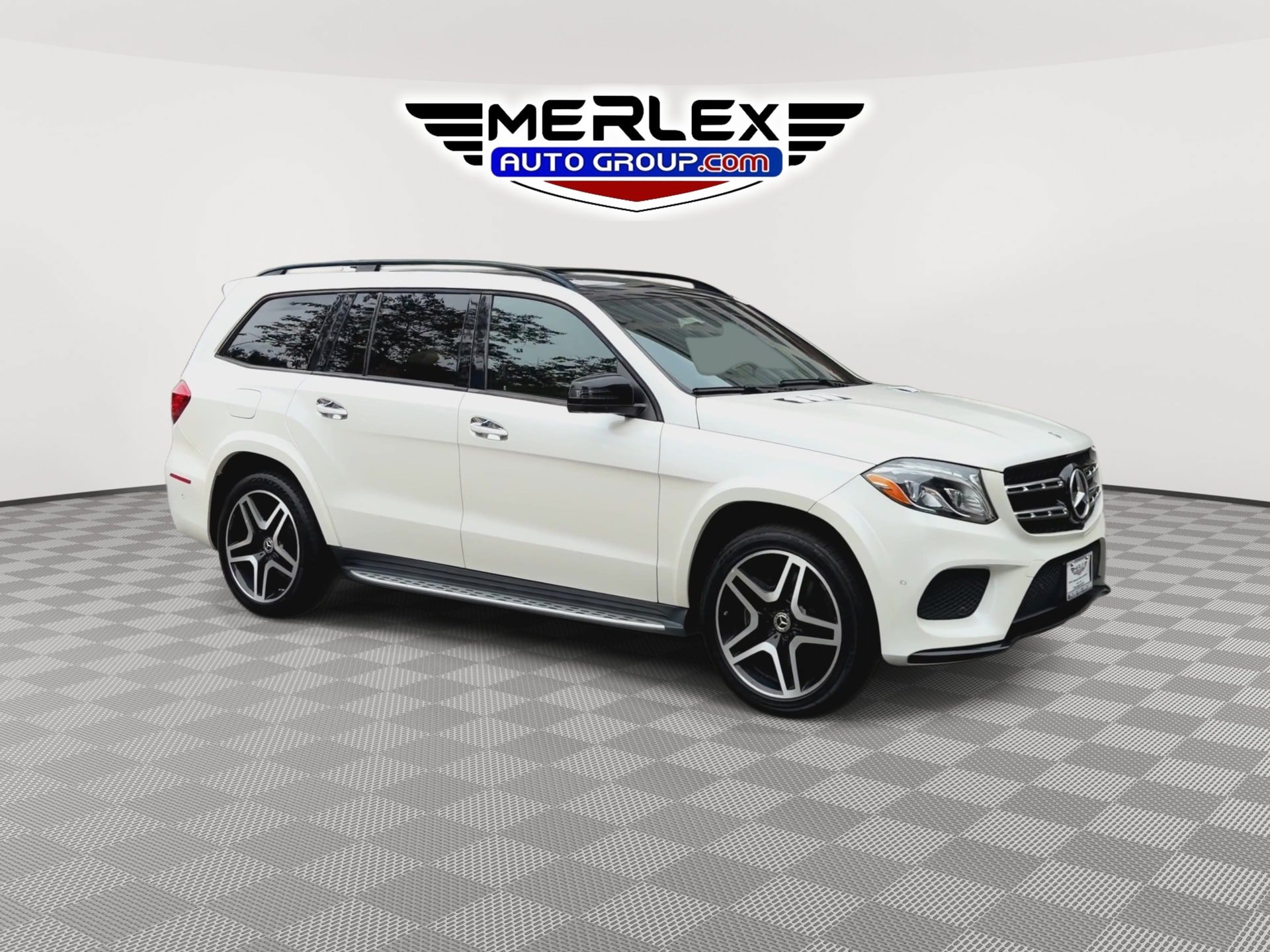 Used 2017 Mercedes-Benz GLS 550 4MATIC w/ Night Package image 2