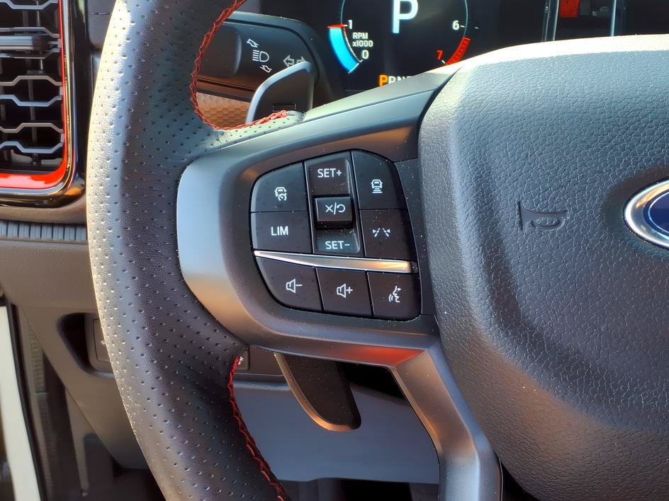 Used 2025 Ford Ranger Raptor AWD/4WD image 23