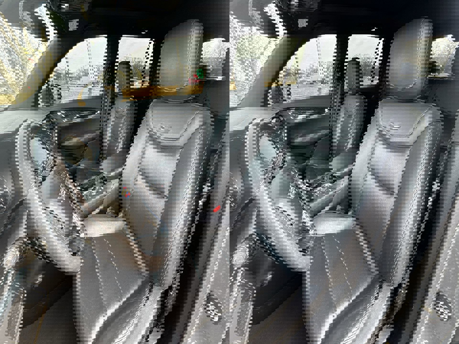 Certified 2022 Cadillac XT6 Premium Luxury image 11