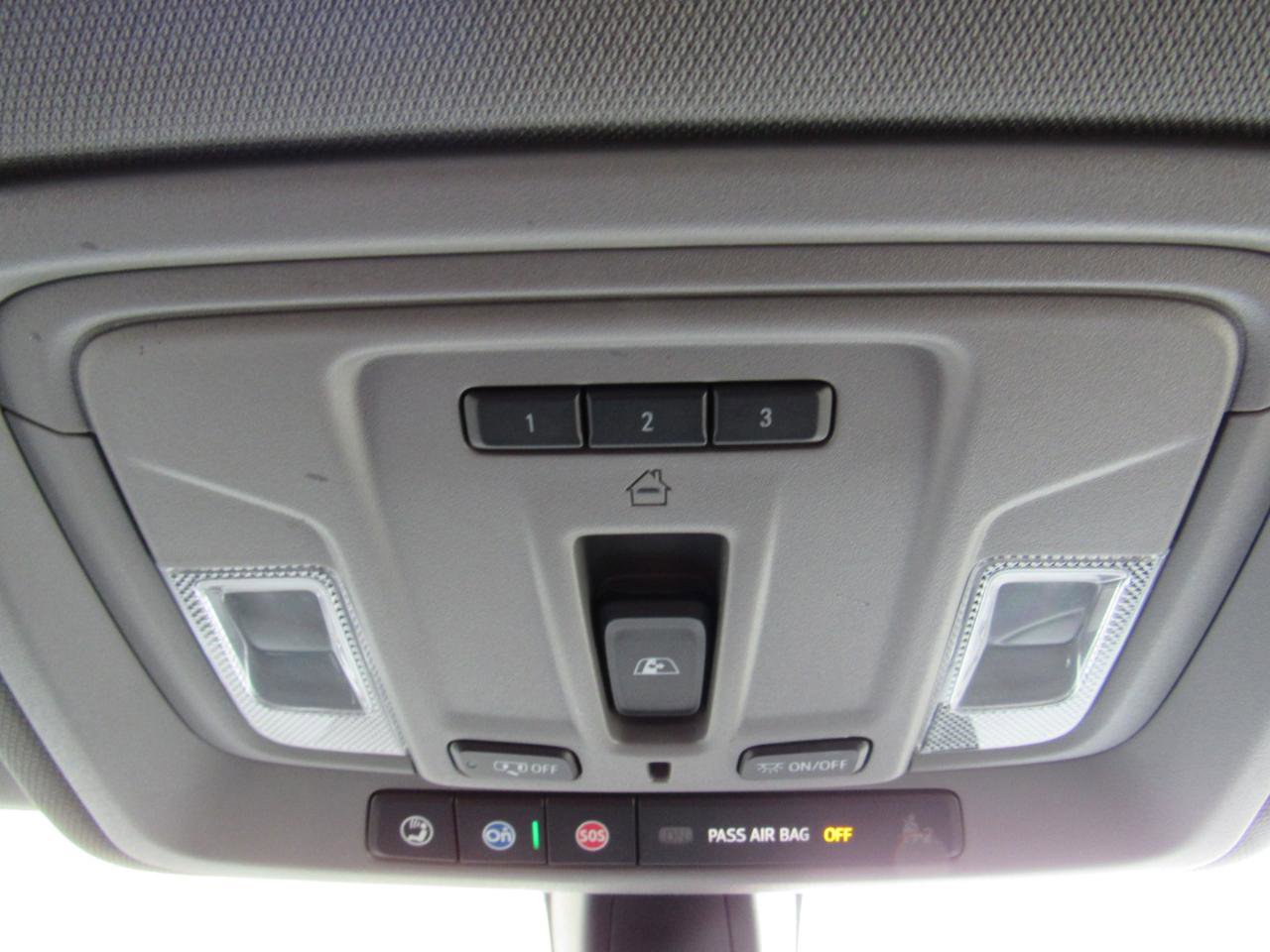 Used 2020 Chevrolet Silverado 1500 LT w/ All-Star Edition image 20