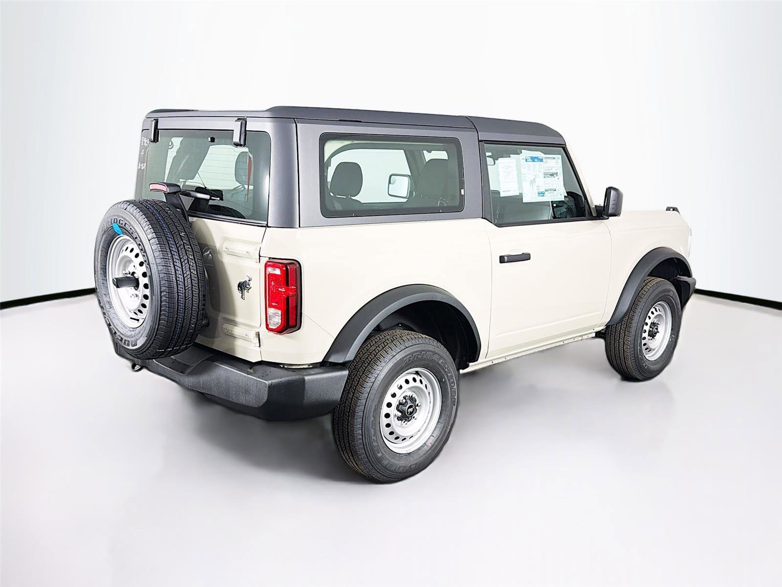 New 2025 Ford Bronco 2-Door image 7