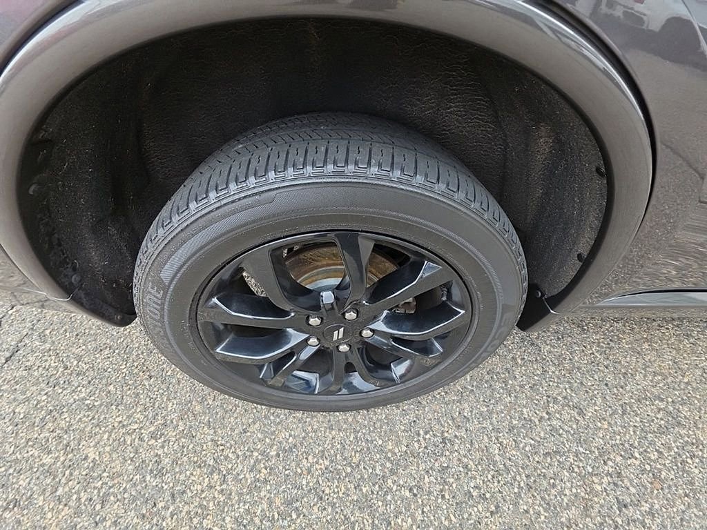 Used 2019 Dodge Durango SXT image 29