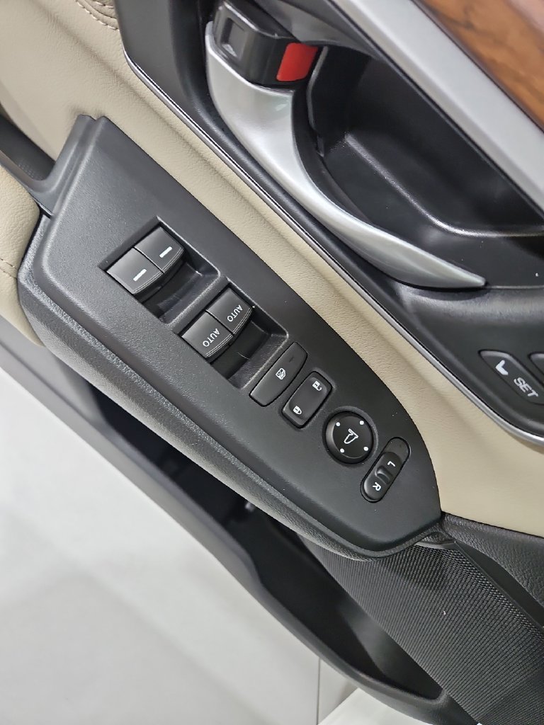 Used 2020 Honda CR-V EX-L image 11