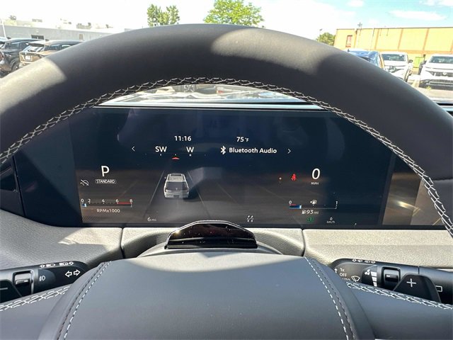 New 2025 Nissan Armada Platinum Reserve image 19