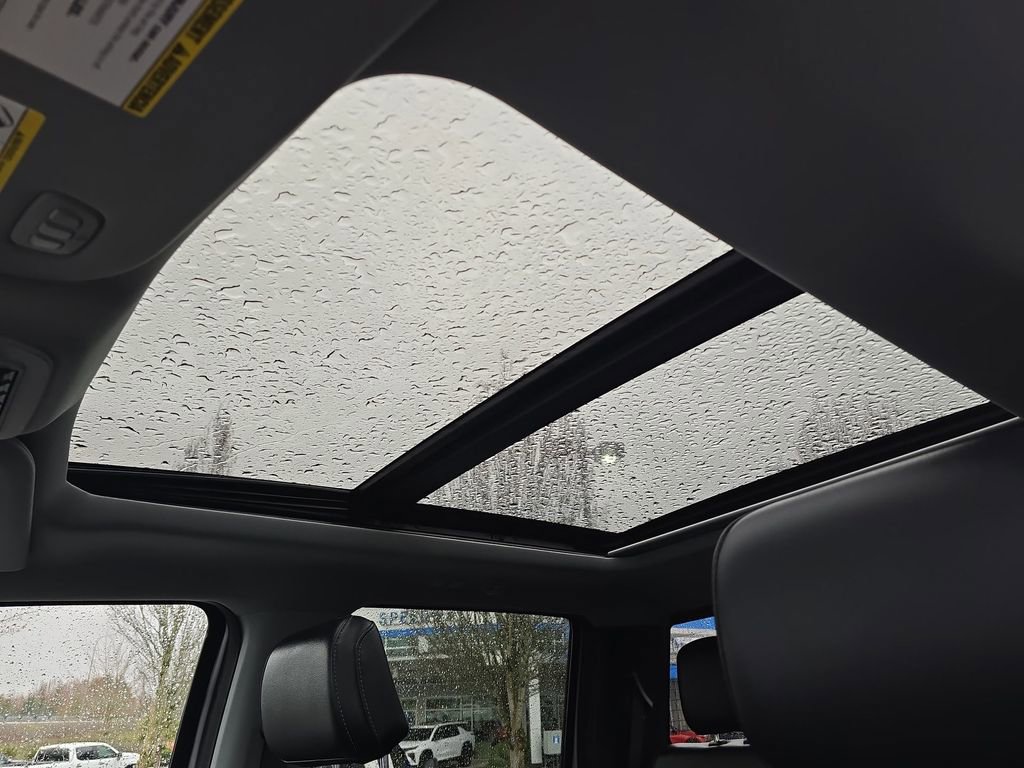 Used 2024 Ford F450 Lariat image 22