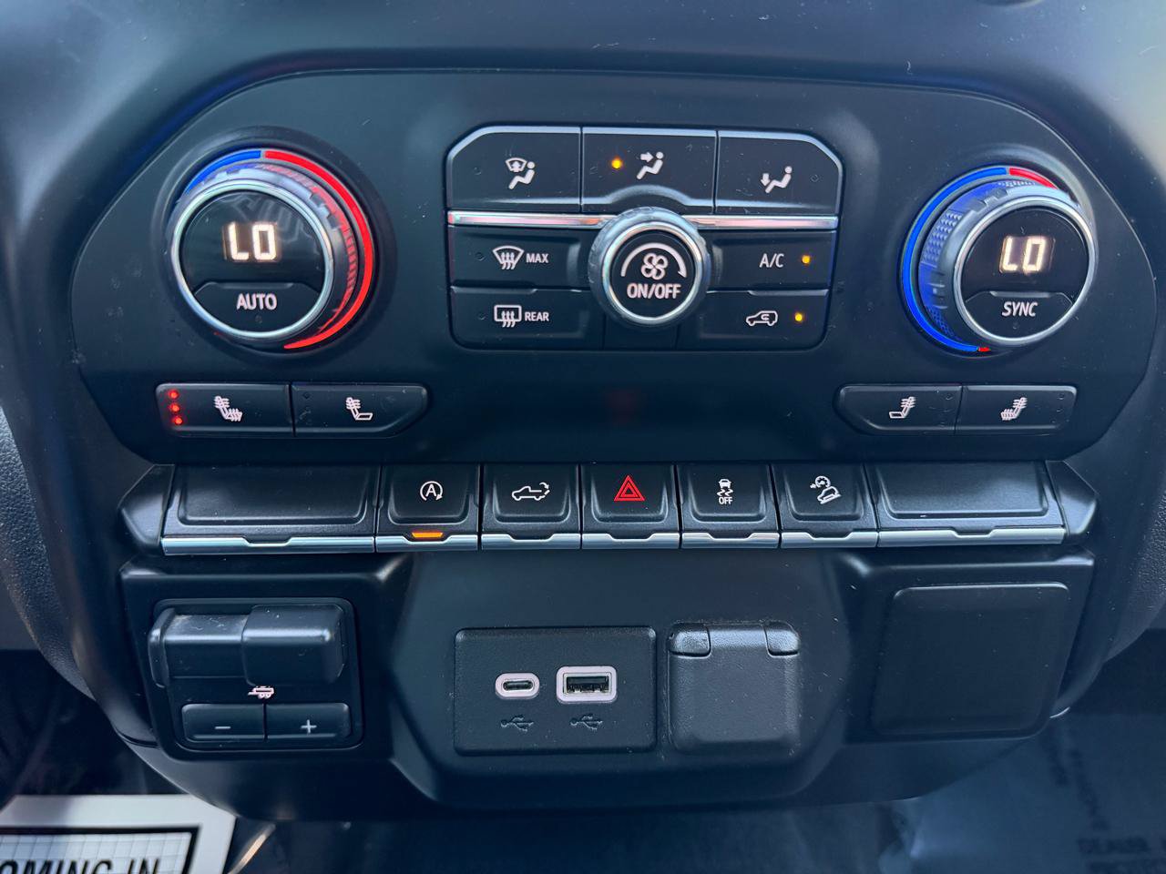 Used 2020 Chevrolet Silverado 1500 RST AWD/4WD image 19