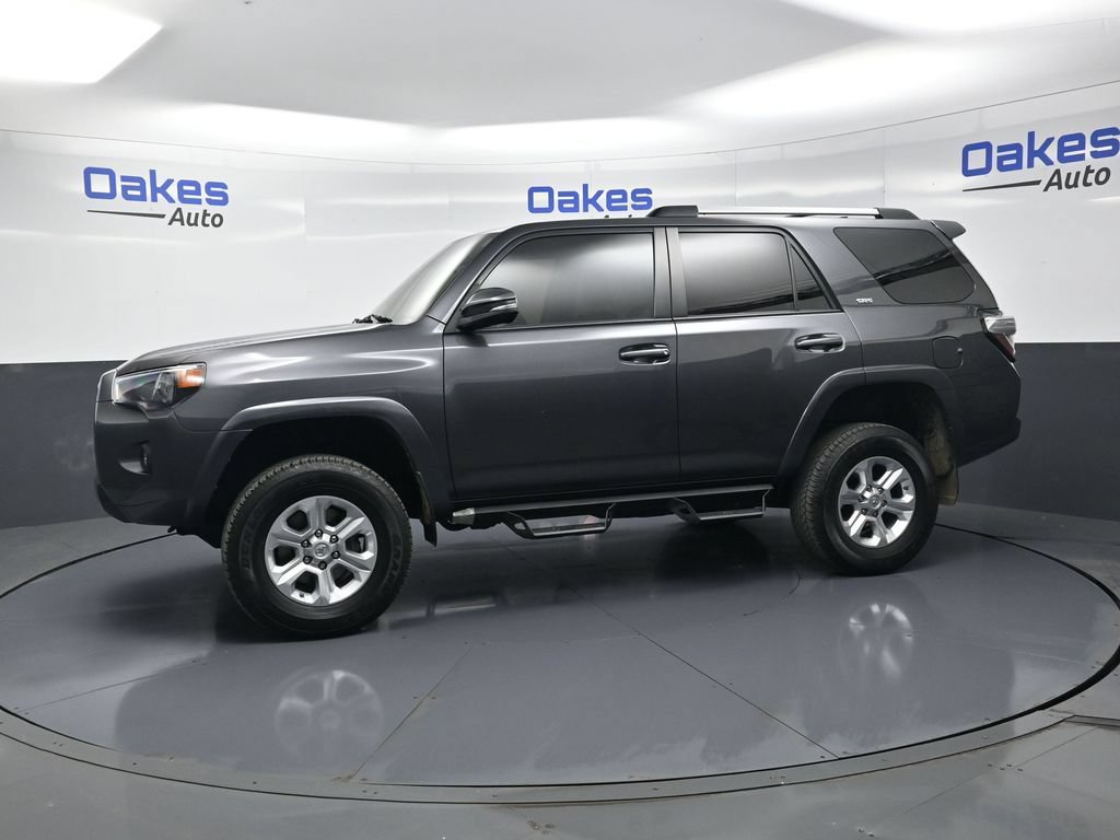 Used 2021 Toyota 4Runner SR5 Premium w/ Moonroof Package AWD/4WD image 5