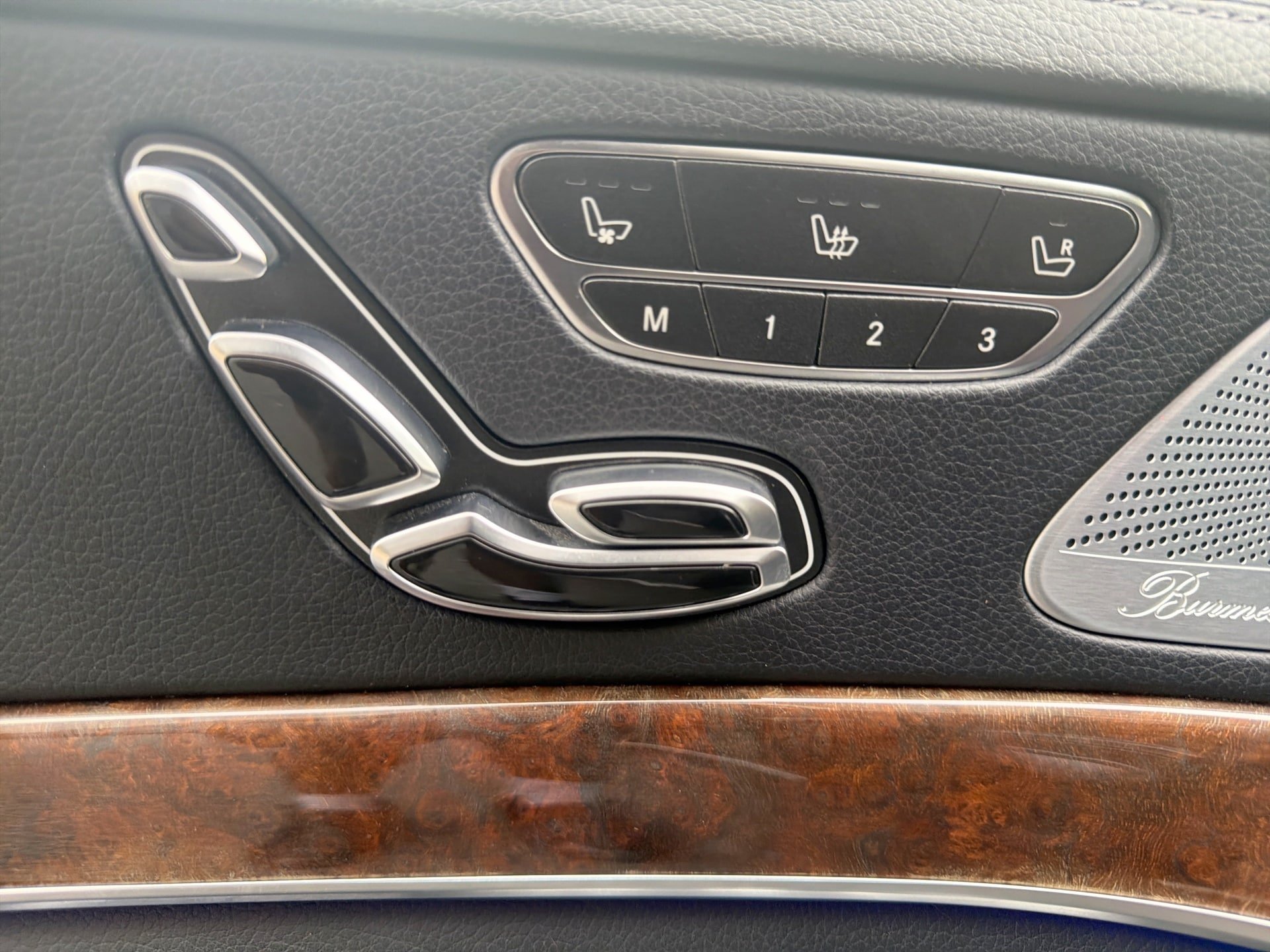 Used 2017 Mercedes-Benz S 550 4MATIC Sedan image 14