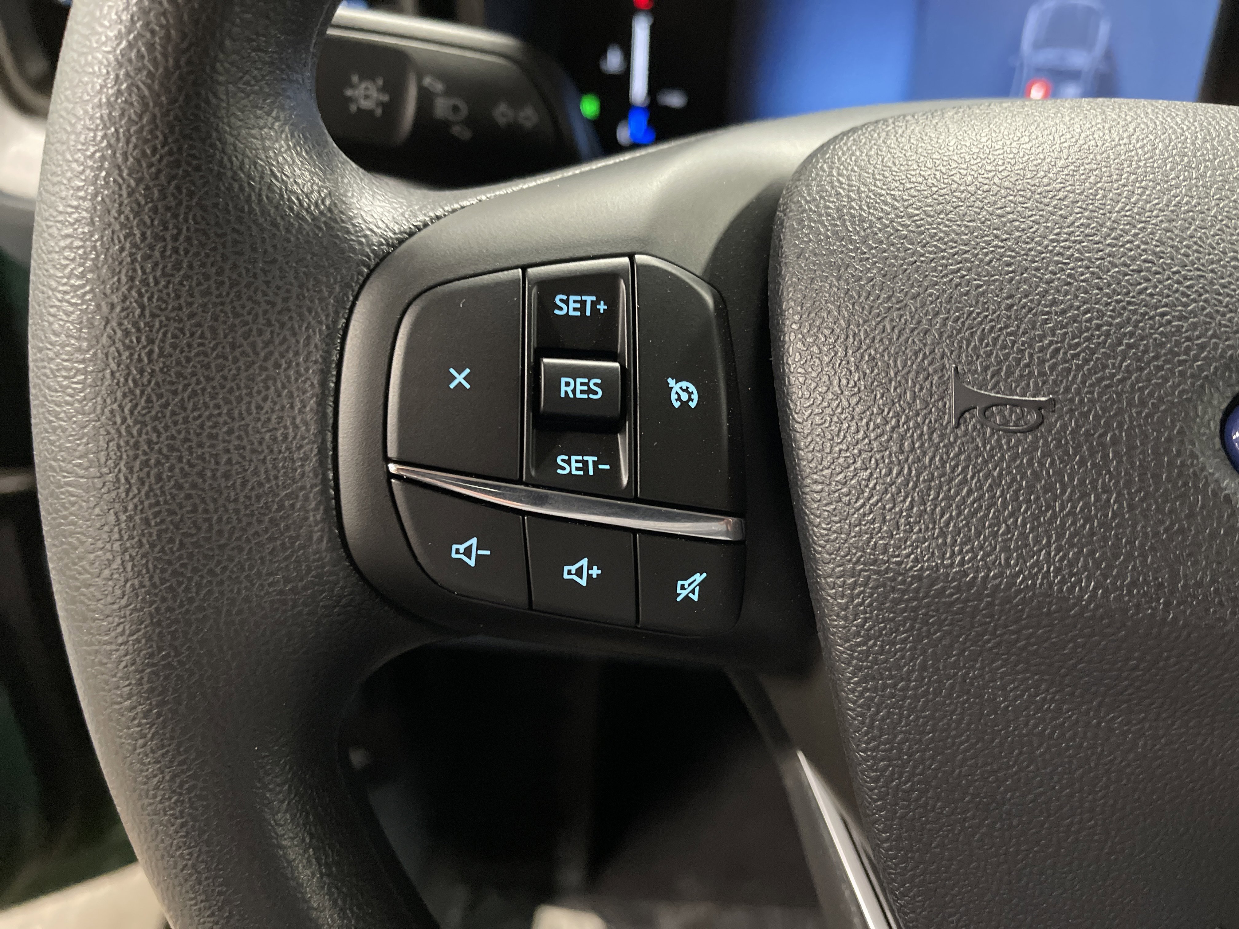 New 2025 Ford Maverick XLT image 19