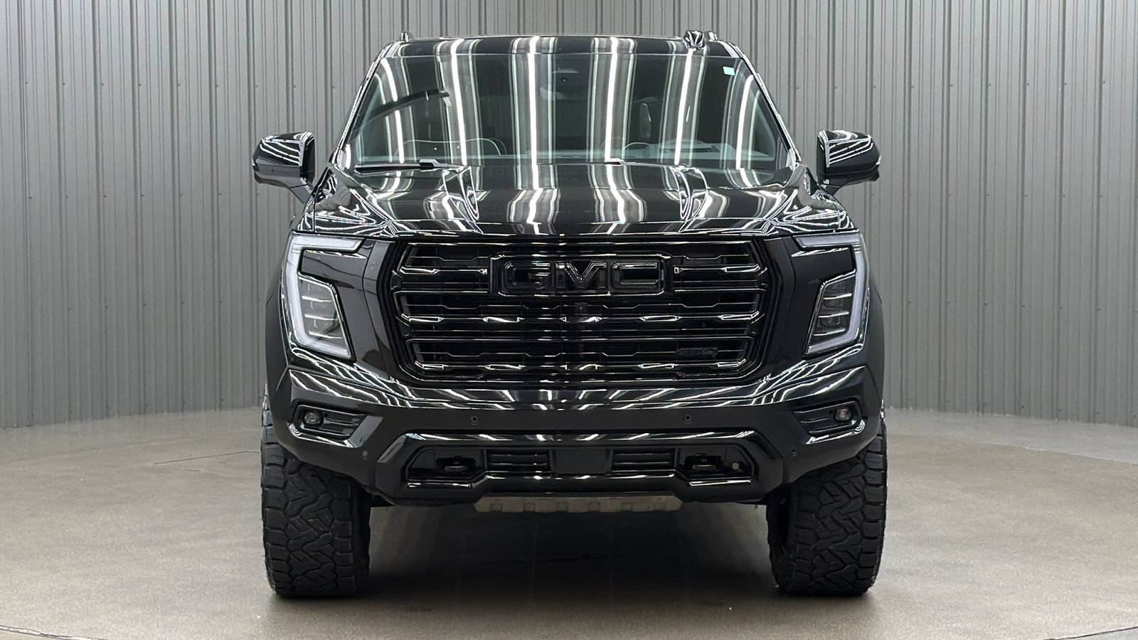 Used 2026 GMC Yukon AT4 Ultimate w/ LPO, Floor Liner Package AWD/4WD image 8