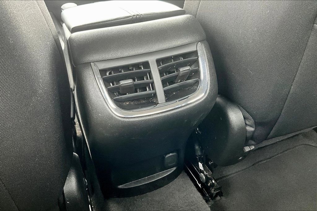 Used 2024 Chevrolet Malibu LT image 10