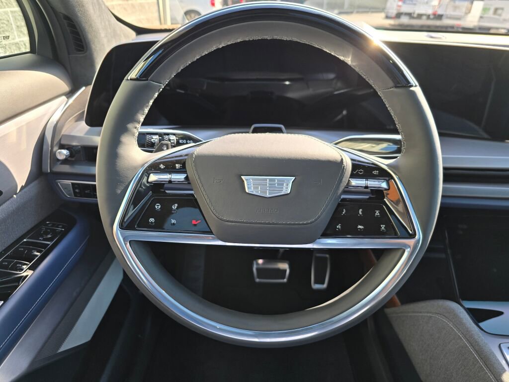 New 2026 Cadillac Vistiq Premium Luxury image 22