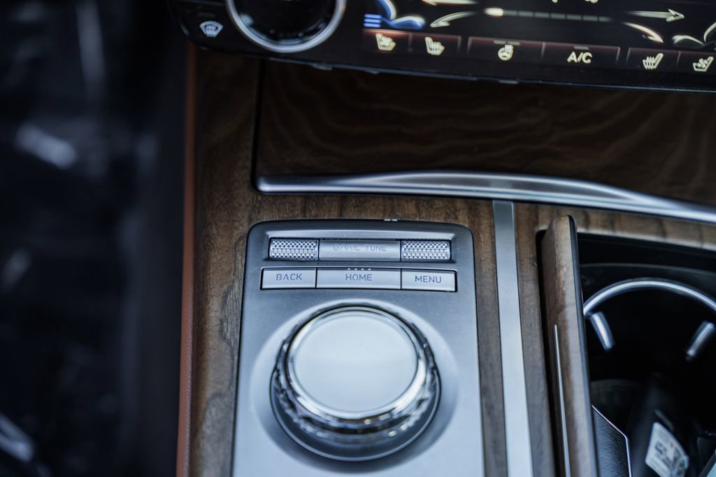 Used 2024 Genesis G80 image 22