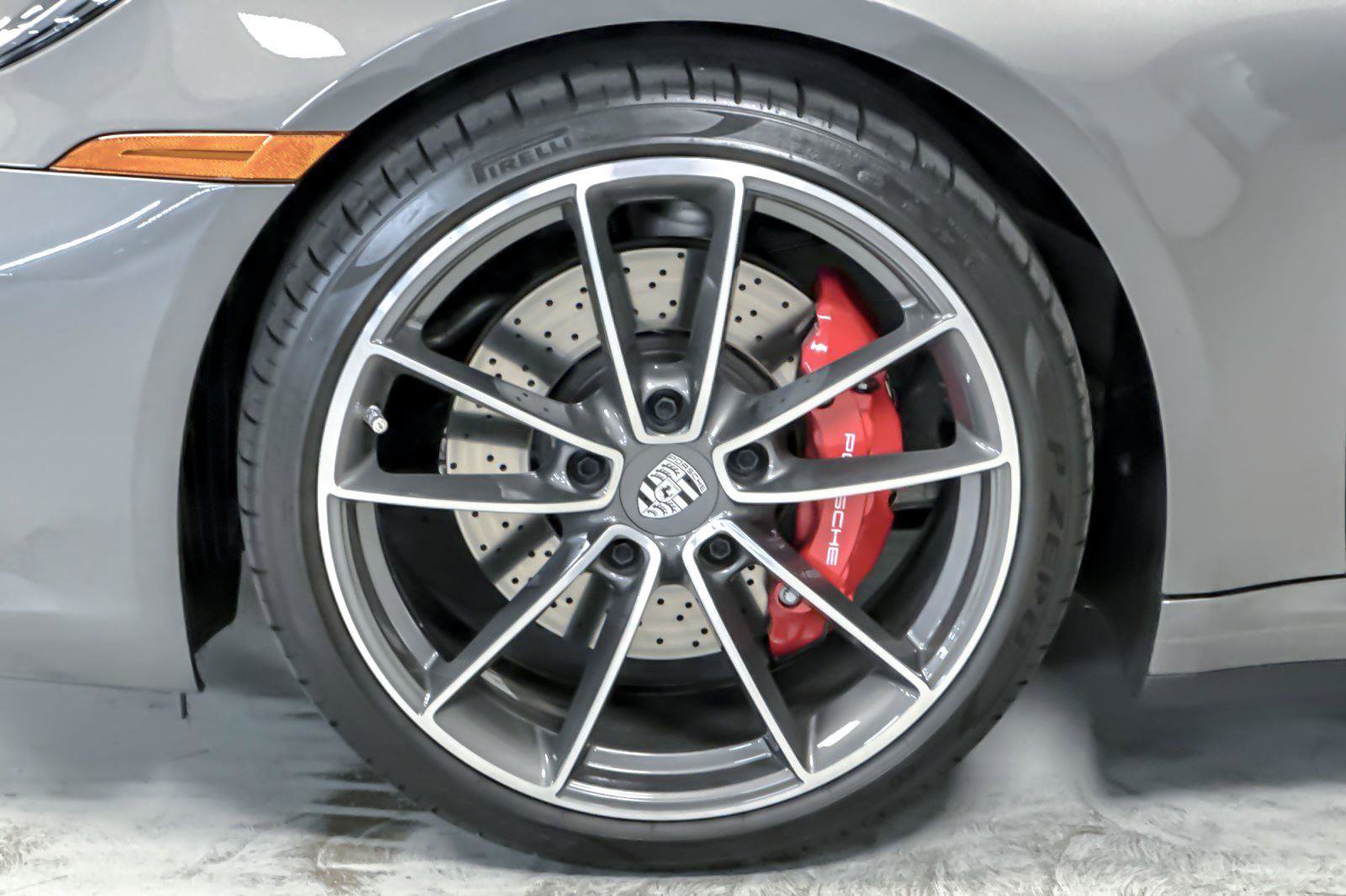 Used 2024 Porsche 911 Targa 4S w/ Premium Package image 23