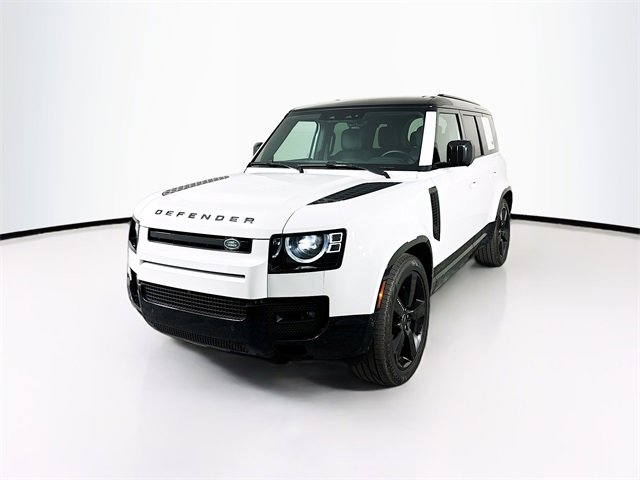 Used 2024 Land Rover Defender 110 X-Dynamic SE image 1